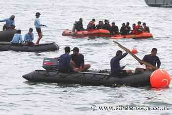 Indonesian divers find parts of plane wreckage in Java Sea - St Helens Star