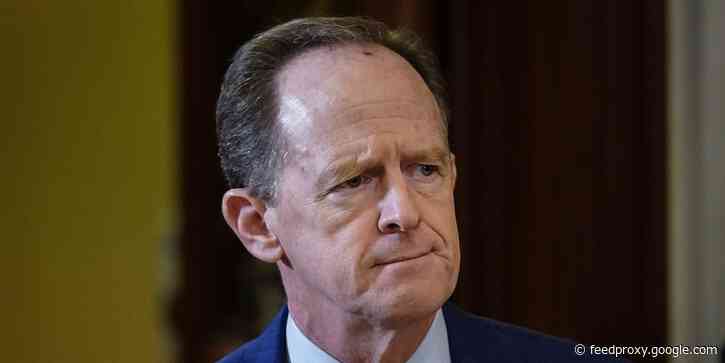 GOP Sen. Pat Toomey says Trump should 'resign and go away as soon as possible'