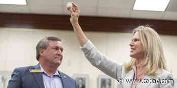 Mayor of Houston suburb chosen by pulling a name from hat