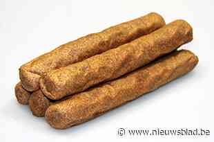 Bestuurder wordt gecontroleerd door politie… en keert terug met frikandellen