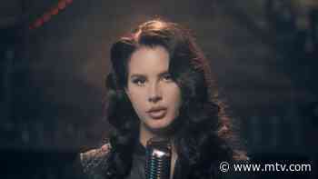 Lana Del Rey Explains Chemtrails Over The Country Club Artwork: ‘These Are My Friends, This Is My Life’