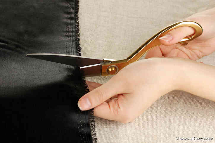 Artists and Designers Use the Best Scissors for Silk for Experimentations in Fabric