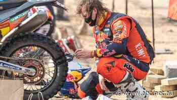 Toby Price uses 'bush mechanic' skills to hold tyre together in Dakar Rally, finishing stage second