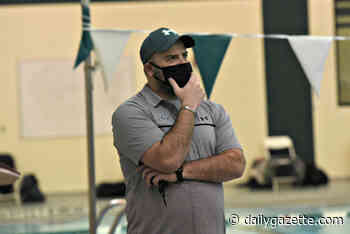 Shenendehowa swimming's Dunham coaching against the clock - The Daily Gazette