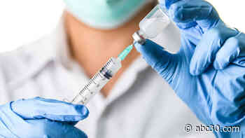 US asking states to COVID-19 vaccinate everyone older than 65; not hold back 2nd dose