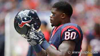 Ex-Texans great backs Watson, slams Easterby