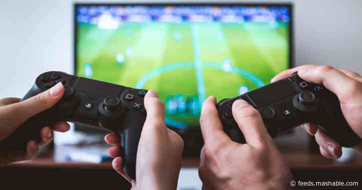 4 of the best dating sites for gamers