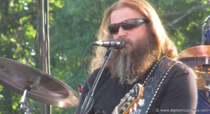 Jamey Johnson, Randy Houser Launch Socially-Distanced ‘Country Cadillac Tour’ In Southern States