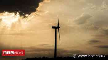 Climate change: Africa's green energy transition 'unlikely' this decade