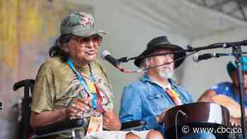 'Trailblazer' Ojibway musician Shingoose dies of COVID-19 at 74