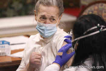 Health officials recommend states give Covid vaccine to anyone 65 and older