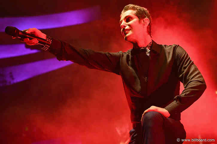 Jane’s Addiction Sign With Artist Group International