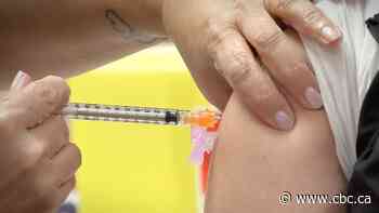 Vaccine panel says Canada can delay second dose of COVID-19 vaccine