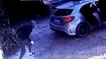 Nonantola, ladri col piccone in pieno giorno: lavanderia derubata - La Gazzetta di Modena