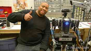 Ex-cop's robot to 'snatch kids from abyss'