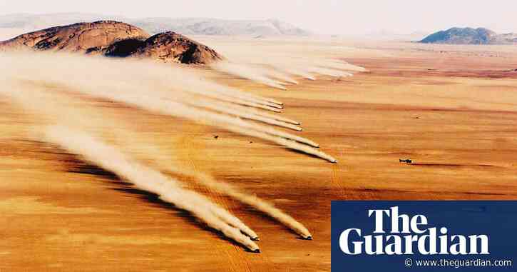 Liverpool v Manchester United, cracking catches and desert rallying | Classic YouTube
