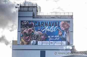 Carnavalsgroep hijst Van Ranst op Tereos-toren - De Standaard