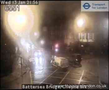 Man knocked down and killed on Battersea Bridge