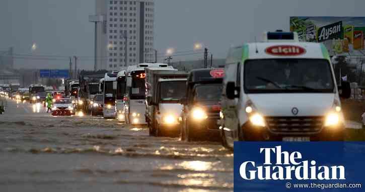 Countries adapting too slowly to climate breakdown, UN warns