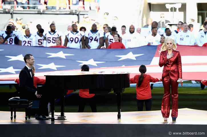 Lady Gaga’s Upcoming Inauguration Gig Has Us Revisiting Her Super Bowl 50 National Anthem Performance