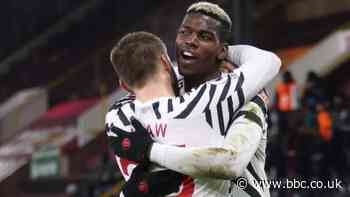 Man Utd go top with win at Burnley