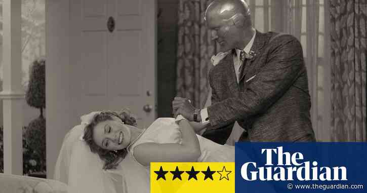 WandaVision review – Marvel's sitcom superheroes are a retro joy
