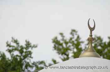 Imams to speak out to dispel vaccine myths at weekly prayers