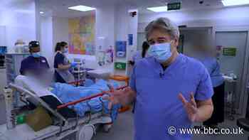 Covid-19: BBC's Fergal Keane revisits St Mary’s and Charing Cross Hospital 10 months on