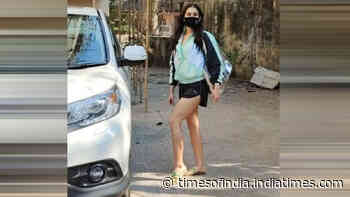 Sara Ali Khan was seen leaving her gym class in Mumbai
