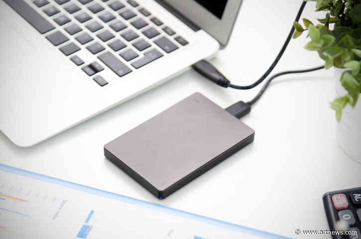 These Are the Best External Hard Drives For Computers and Tablets