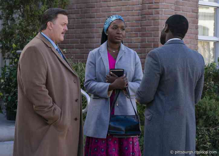Folake Olowofoyeku On CBS’ ‘Bob Hearts Abishola’: ‘I’m Extremely Proud To Be A Part Of This Presentation Of Nigerian Culture’