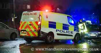 Four people arrested after fight in Bolton leaves man with serious stab wound - Manchester Evening News