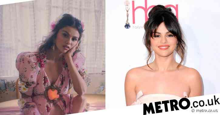 Where is Selena Gomez from and what does her new song De Una Vez mean?