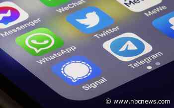 WhatsApp growth slumps as rivals Signal, Telegram rise