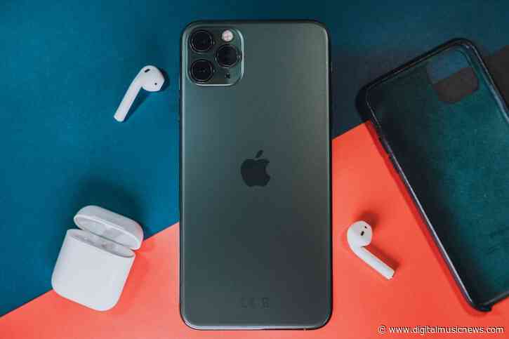 AirPods Market Share Plunges — But Apple’s Still Way Ahead of Competition