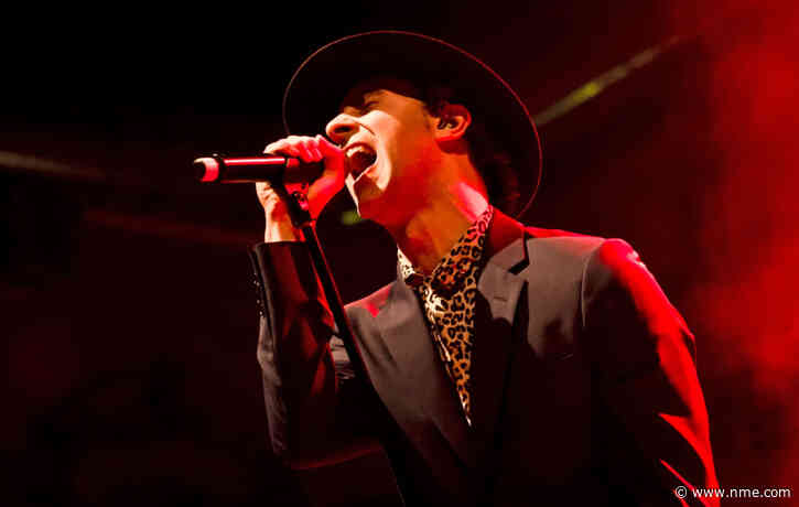 Maxïmo Park share Bruce Lee-style hall of mirrors video for new song ‘All Of Me’