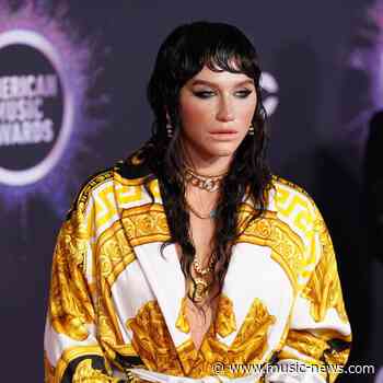 Kesha credits Demi Lovato for new alien-summoning hobby
