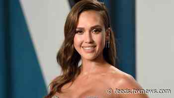 Jessica Alba recalls the moment her daughter realized she was famous: 'She was mortified'