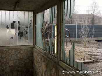 Nach Explosionen in Ternitzer Bahnunterführung: Landeskriminalamt untersucht Knallkörperreste - meinbezirk.at