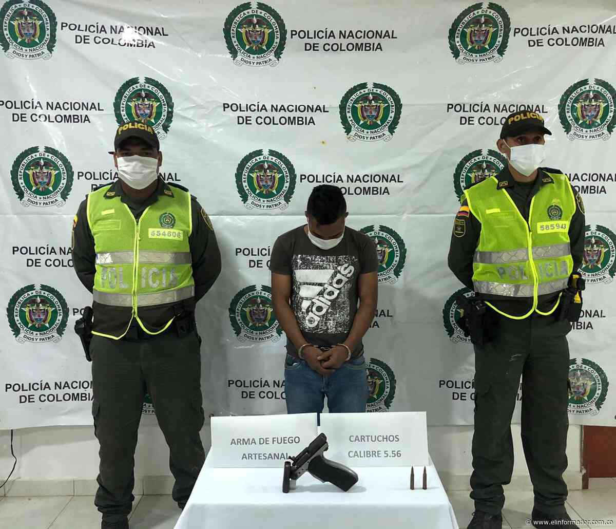 Detienen un hombre con un arma sin papeles en Sitionuevo - El Informador - Santa Marta