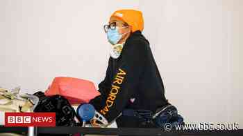 Tennis stars' arrival angers stranded Australians