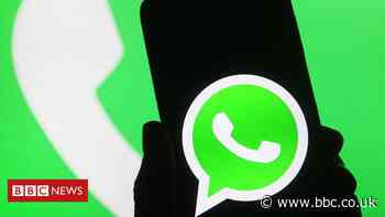 WhatsApp extends 'confusing' update deadline