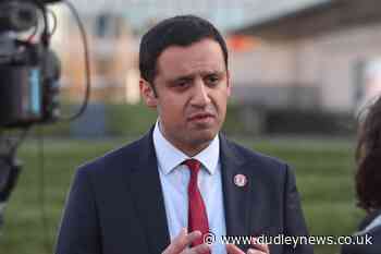 Anas Sarwar confirms bid to be next Scottish Labour leader - Dudley News