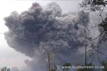 Semeru volcano on Indonesia's Java island spews hot clouds - Dudley News