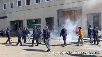 Modena. Tre detenuti tentarono di evadere Così iniziò la rivolta a Sant’Anna - La Gazzetta di Modena