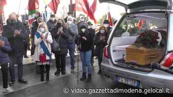 Modena, ciao Aude: il funerale della partigiana Mimma Pacchioni - Gazzetta di Modena
