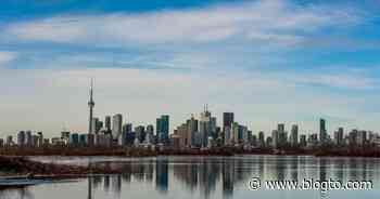 Toronto still busy and bustling despite new stay-at-home order - blogTO