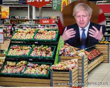 PM's warning about coronavirus risk by handling items in supermarkets - The Bolton News