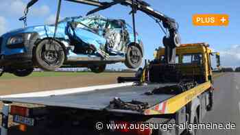 Auto überschlägt sich bei Bobingen mehrfach auf einem Acker - Augsburger Allgemeine