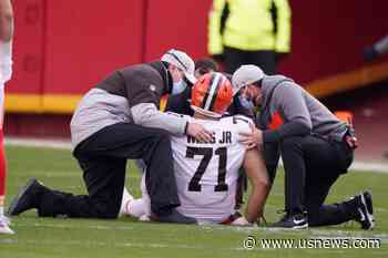 Browns Lose LT Wills Jr. on First Offensive Play Vs KC